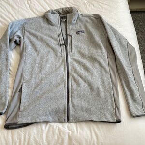 Mens XXL Patagonia Light Gray Zip-Up Jacket. Never worn.